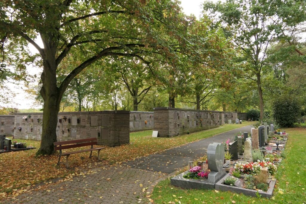 Gräber auf einem Friedhof
