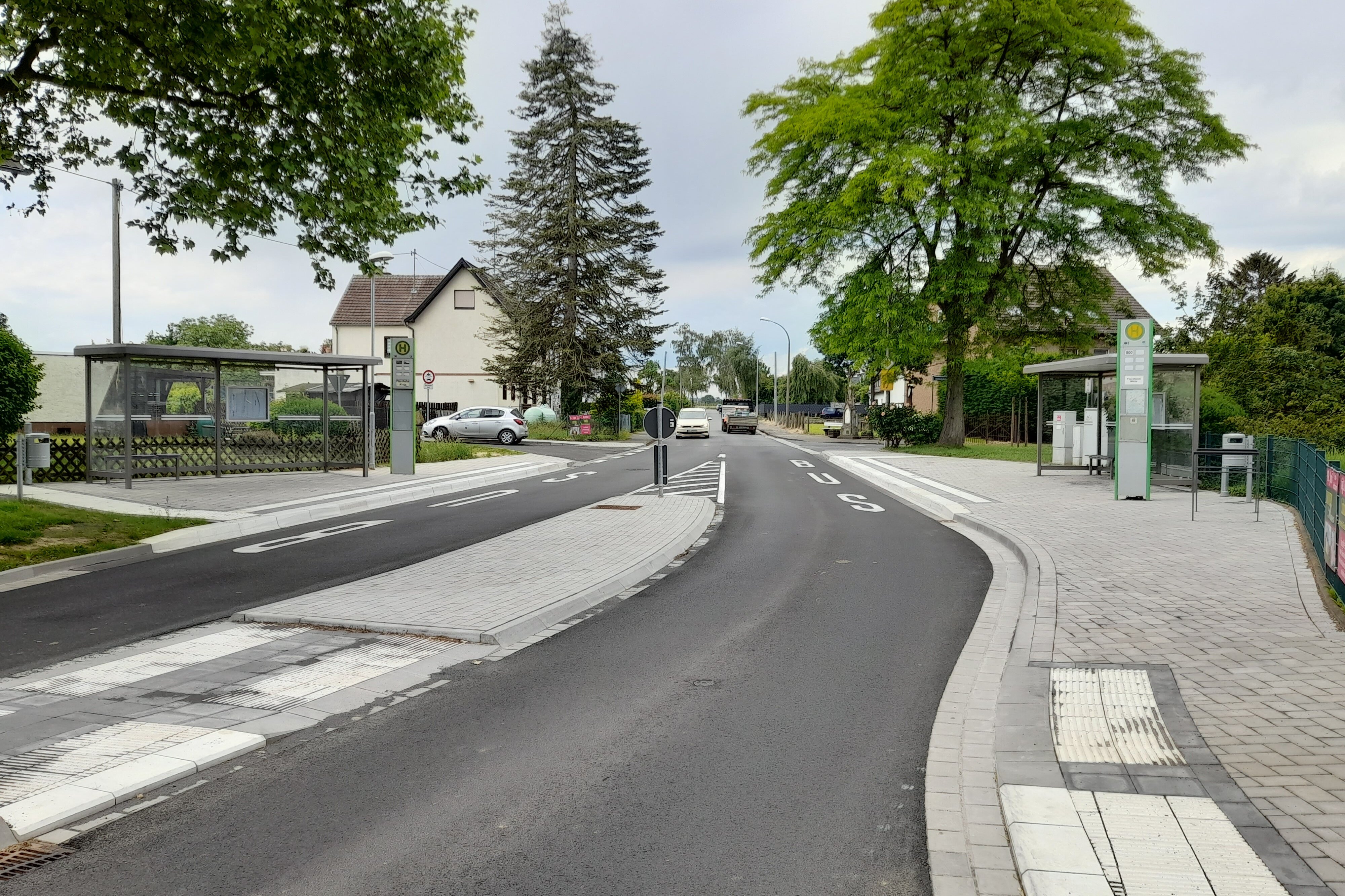 Bushaltestelle Flerzheim Mitte